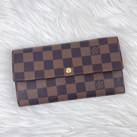Louis Vuitton Handbags - LOUIS VUITTON Portefeuille Sarah ZIP long wallet 💯 Authentic